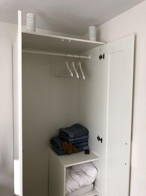 Prachtig Guesthouse Aan Het Water آلميره المظهر الخارجي الصورة