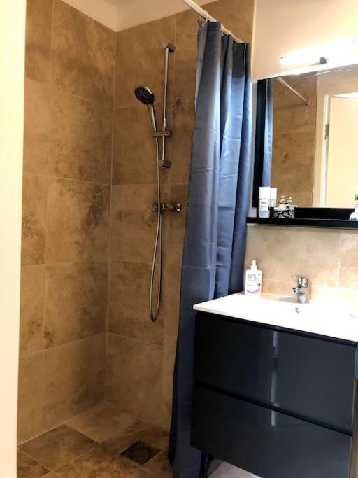 Prachtig Guesthouse Aan Het Water آلميره المظهر الخارجي الصورة